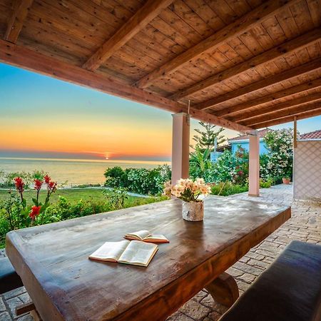 St. Harry'S Windmill Apartment Makris Gialos  ภายนอก รูปภาพ