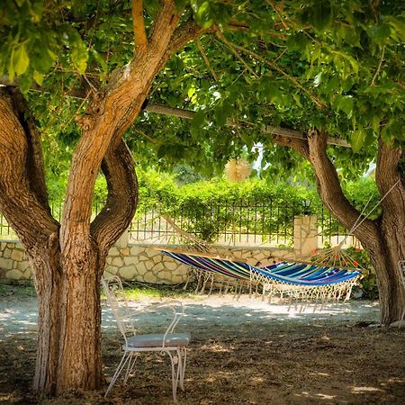 St. Harry'S Windmill Apartment Makris Gialos  ภายนอก รูปภาพ