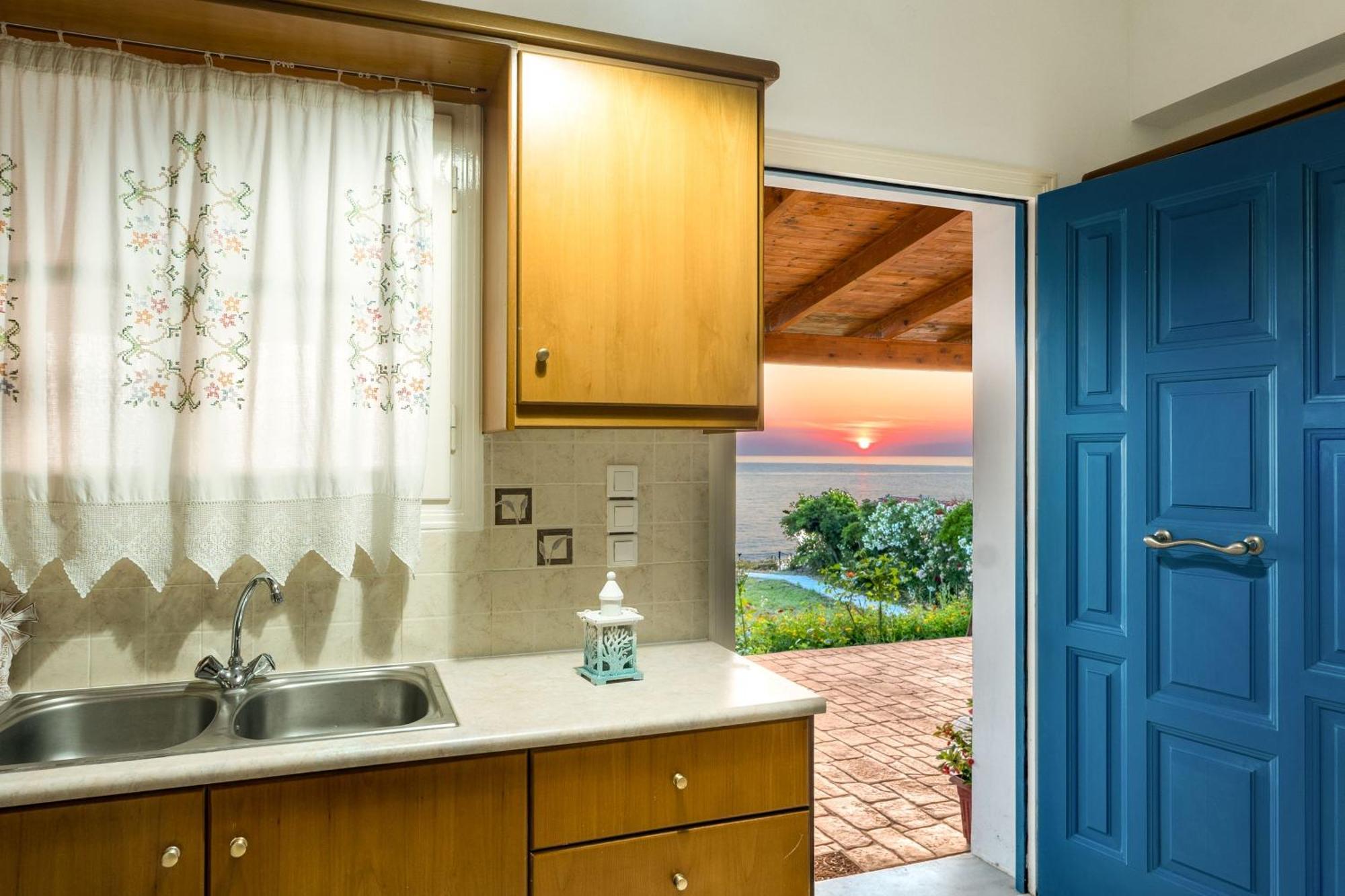 St. Harry'S Windmill Apartment Makris Gialos  ภายนอก รูปภาพ